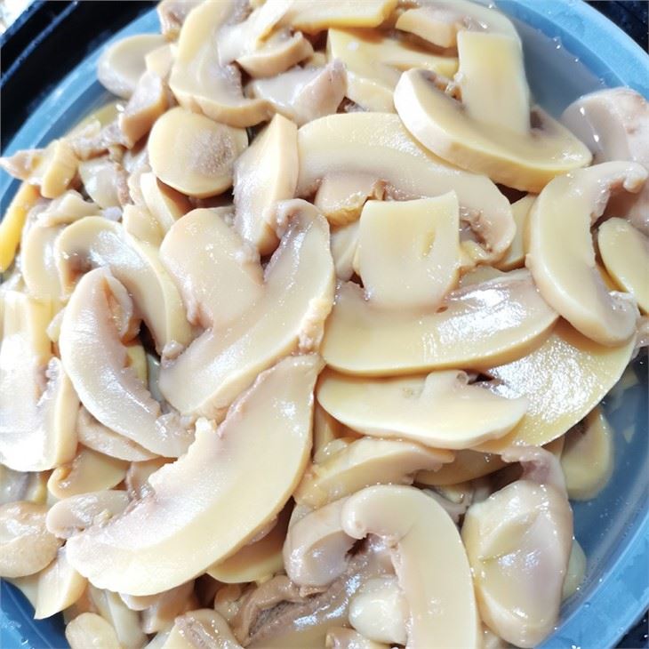 New Crop Brined Slice Mushrooms in Drums