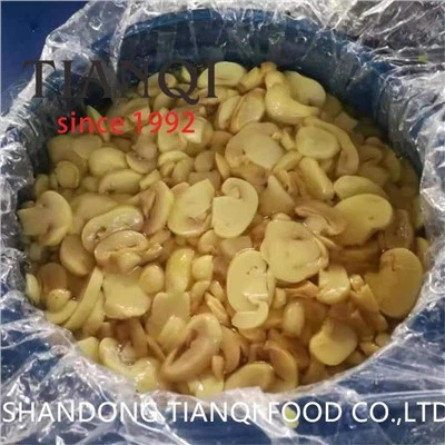 Plastik Varillerde Tuzlu Bütün Champignon Mantarı